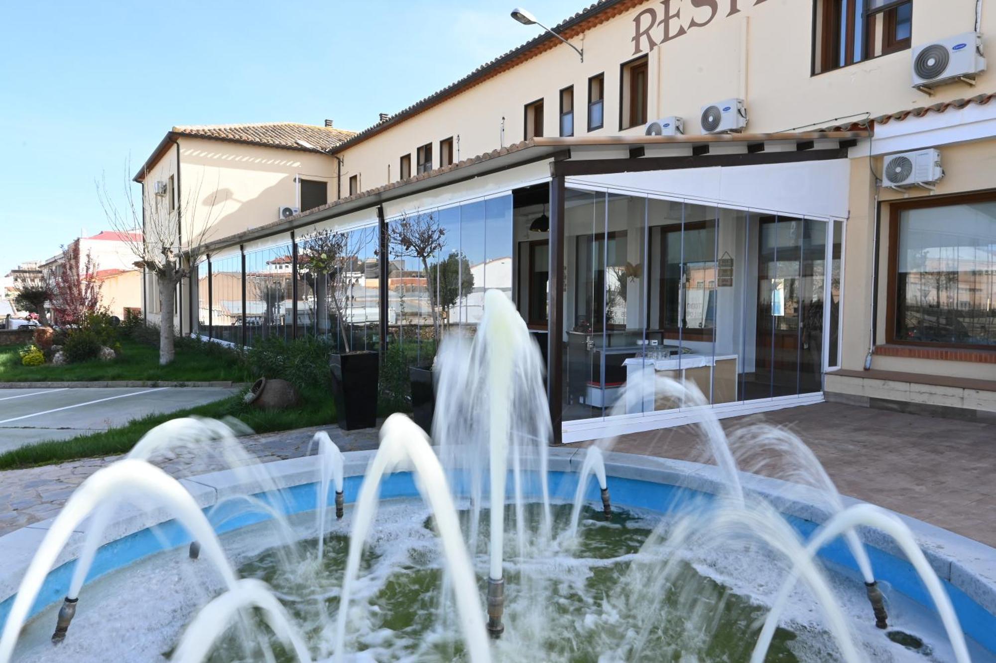 Hotel Del Sol Motilla Del Palancar Exterior photo